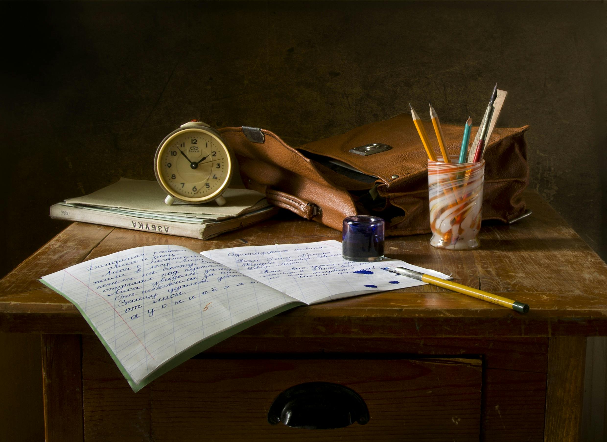 8 Tips to Write a Strong Product Description in Online Listing